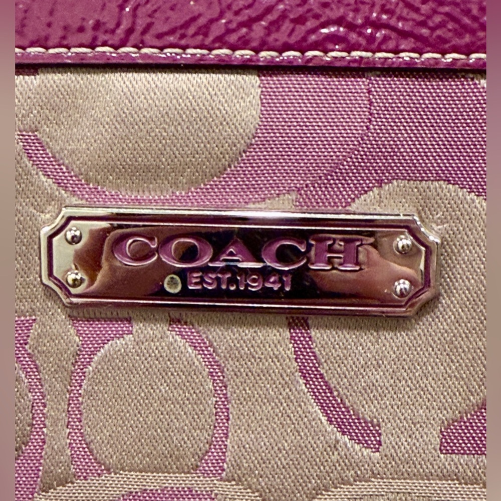 Coach Signature Canvas Tote Bag Purple Patent Leather Trim Shoulder Bag - Picture 5 of 10